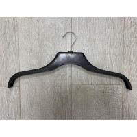 Black Plastic Ribbed Hanger 45cm